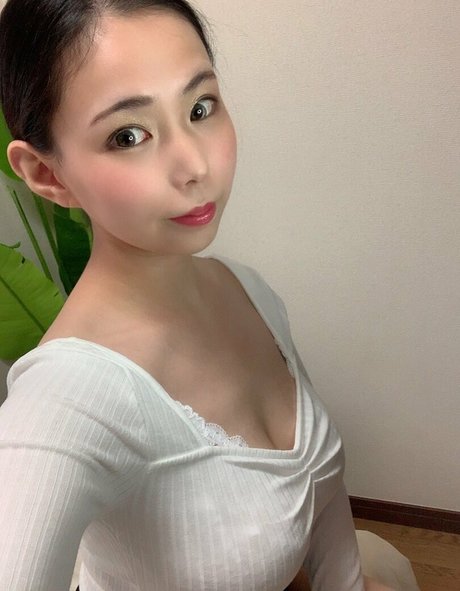 Yuria Yoshine actrice hd image