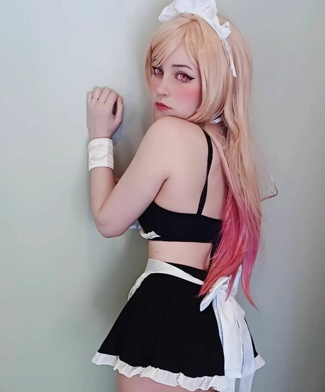 meru rumi beau modèle des photos