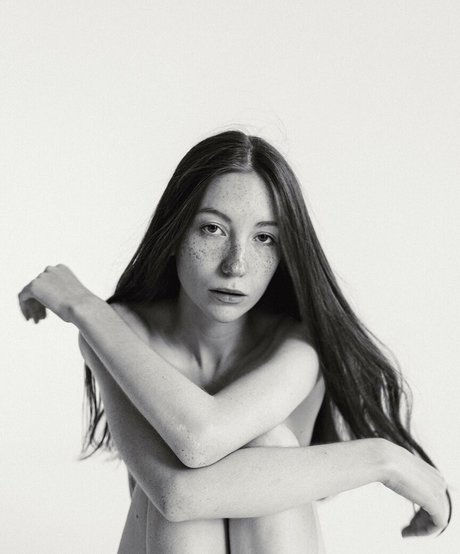 Ulyana Lupin art modèle images