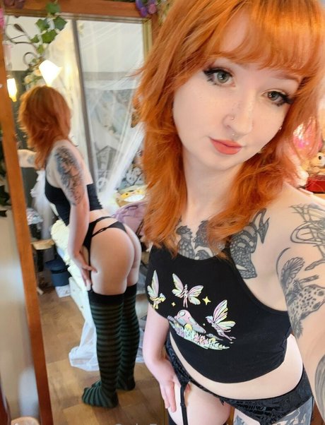 Starryfawnn modèle gratuit archive