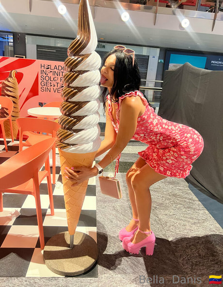 bellapussy25 modèle érotique des photos