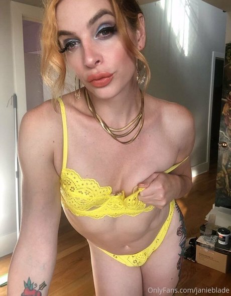 janieblade actrice pornographique photo