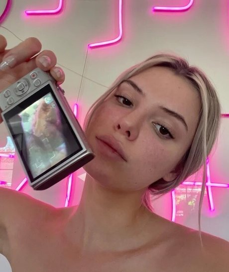 Alissa Violet sexe de star du porno des photos