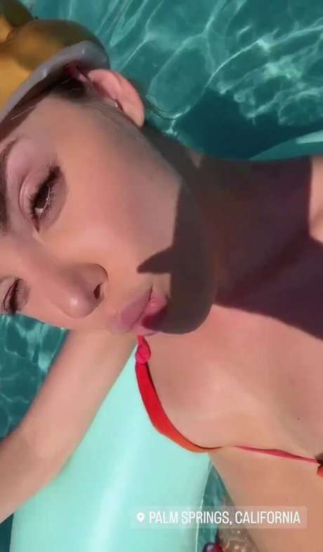 Alissa Violet star du porno chaud images