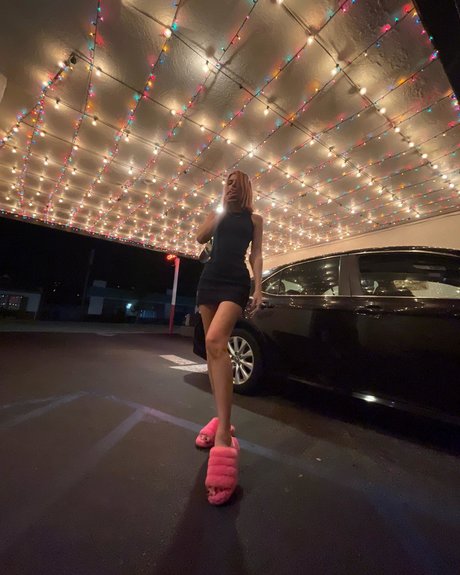 Alissa Violet modèle sexy collection