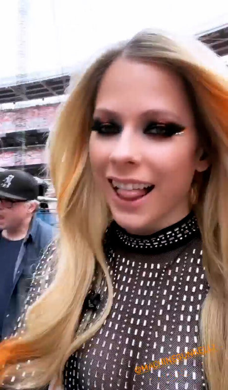 Avril Lavigne actrice hd collection