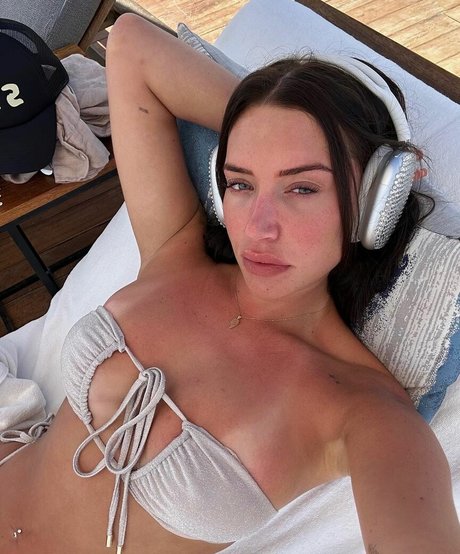 Anastasia Karanikolaou nus star du porno des photos