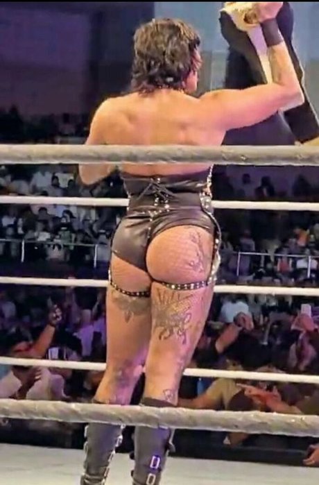 Rhea Ripley star du porno sympa img