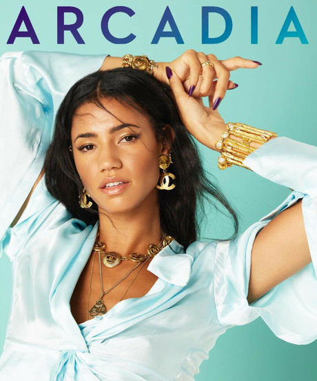 Vick Hope haut modèle galeries