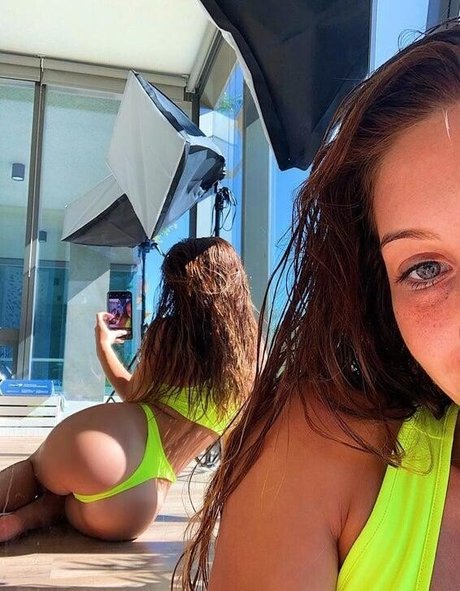 Taylor Alesia modèle joli archive