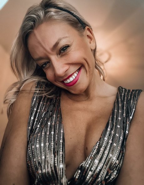 Amy Love star du porno belle photo