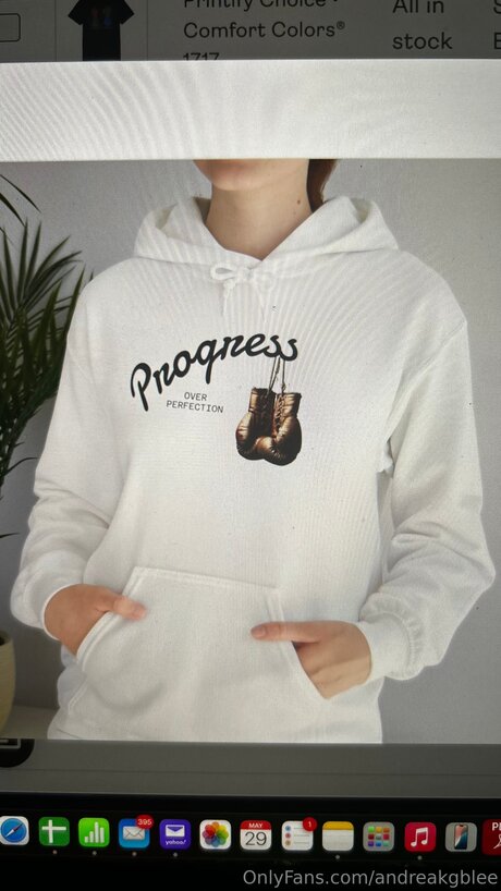 Andreakgblee jolie actrice galerie