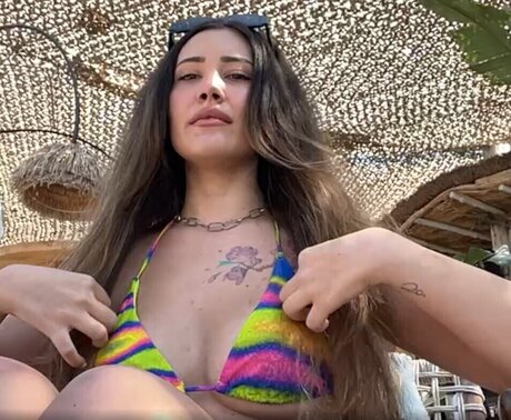 _zge Azunyan modèle porno galerie