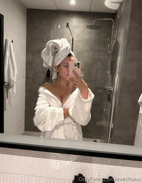 Ewazuzanna étoile parfaite des photos