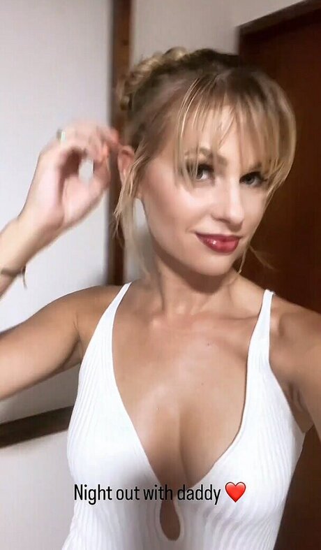 Carolina Peukmann art modèle archive