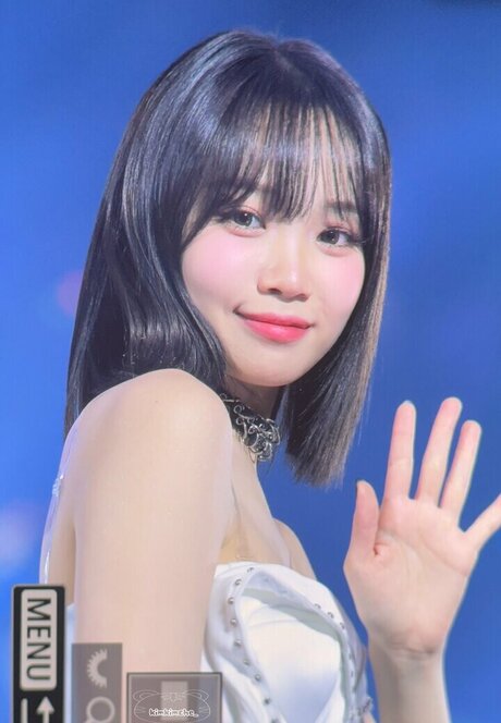 Kim Chaewon mannequin des photos