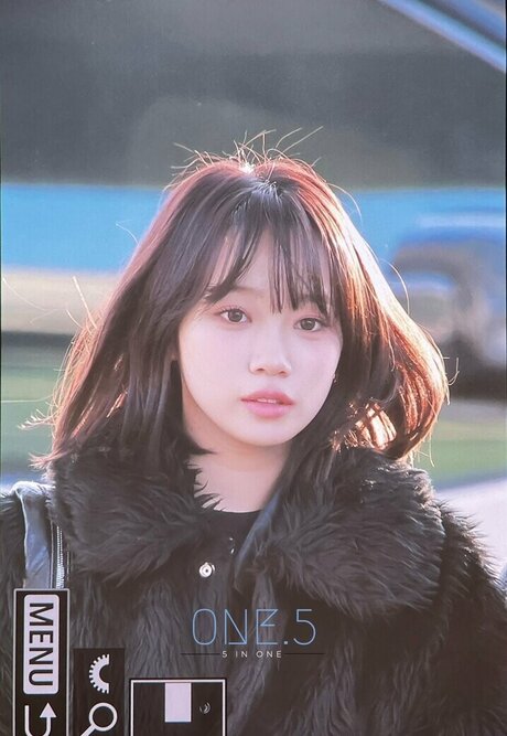 Kim Chaewon joli modèle photo