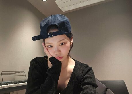 Kim Chaewon xxx étoile galerie