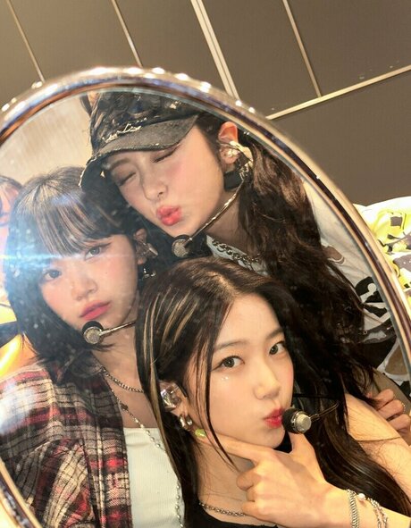 Kim Chaewon étoile photos