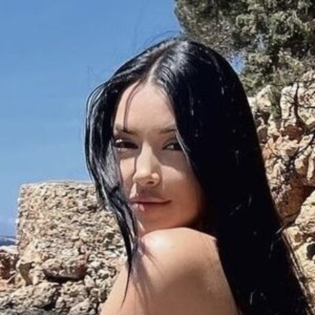 Enisa bukvic star du porno érotique image