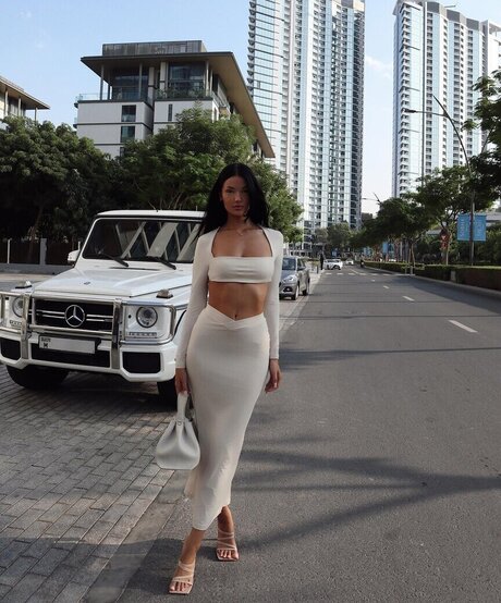 Enisa bukvic étoile de haute qualité collection