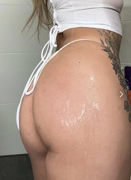 fans de transsexuelles blanches uniquement des nus parfaits archive