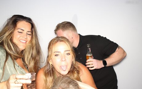 Photobox Flashes actrice nue images