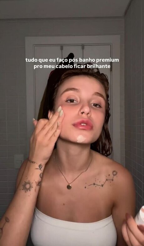 Liv Resenhas star du sexe archive