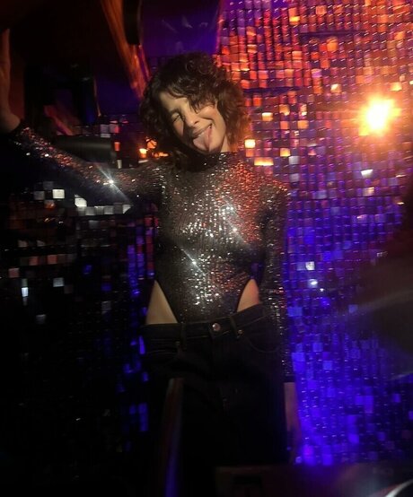 Giselle Batista modèle exclusif des photos