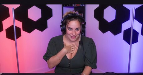 Kristen Stephensonpino actrice sexy des photos