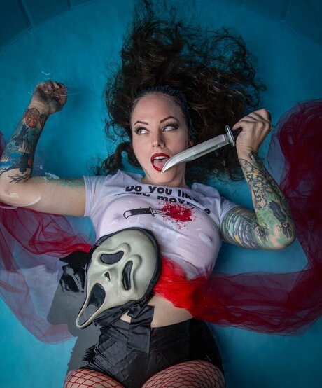 Niki Dysnomia actrice parfaite photo