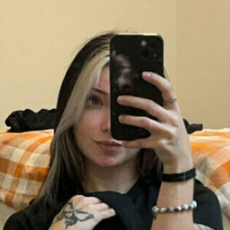 Madison Lippy modèle hd images