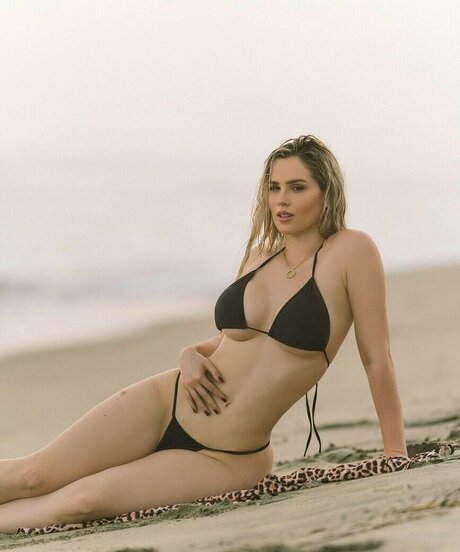 Debanhy Ariadne étoile sympa img