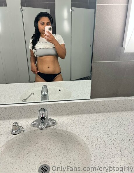 creampie transexuelle uniquementfans gratuit xxx images