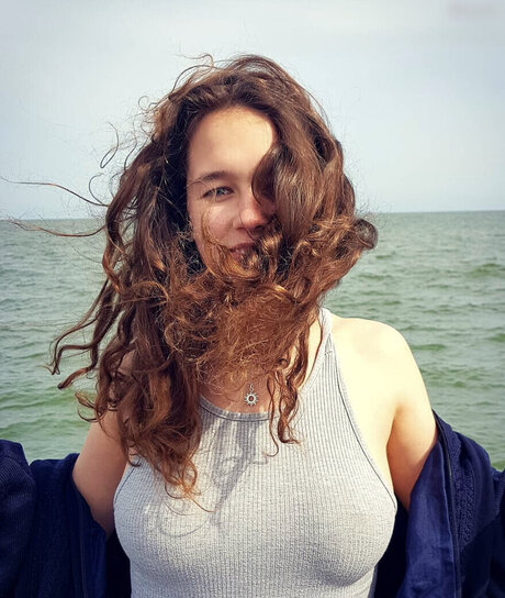 Lena Schilling modèle joli archive