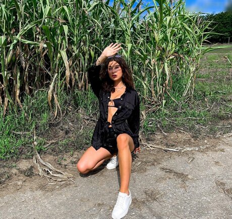 Jesina Amweg modèle de sexe img