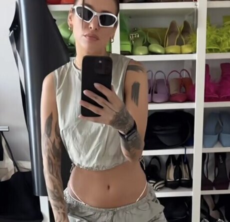 Liza Waschke nus de stars du porno galerie