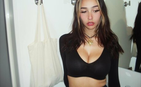 Sushiscum modèle pornographique galeries