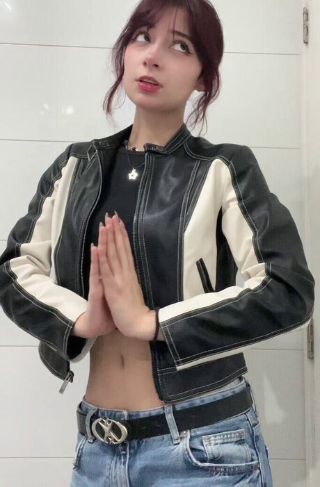 Anto a a star du porno image