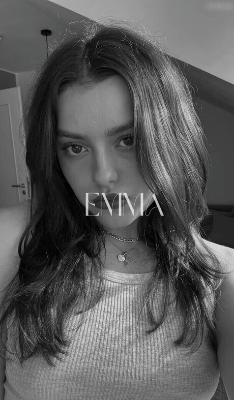 Emma Malewski art star du porno photos