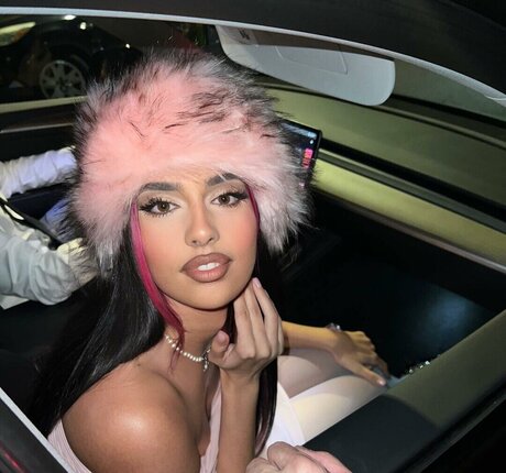 Kylie Cantrall modèle de haute qualité collection