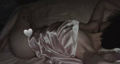 Itsmalic3 modèle sexy image