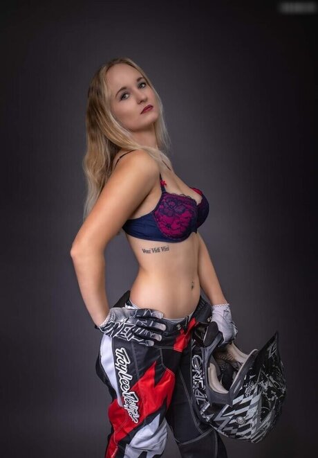 Michellegrsz 112 michelle star du porno belle galeries