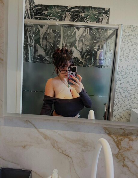 Rebekadervishi actrice porno archive