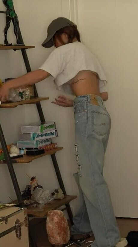 Valkyrae modèle nu archive