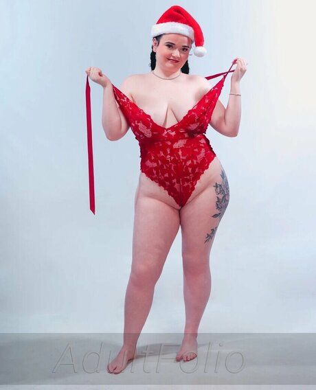 Katieexo134 modèle de haute qualité archive