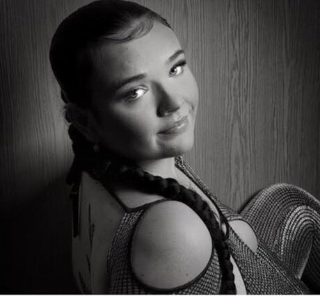 Katieexo134 beau modèle photos