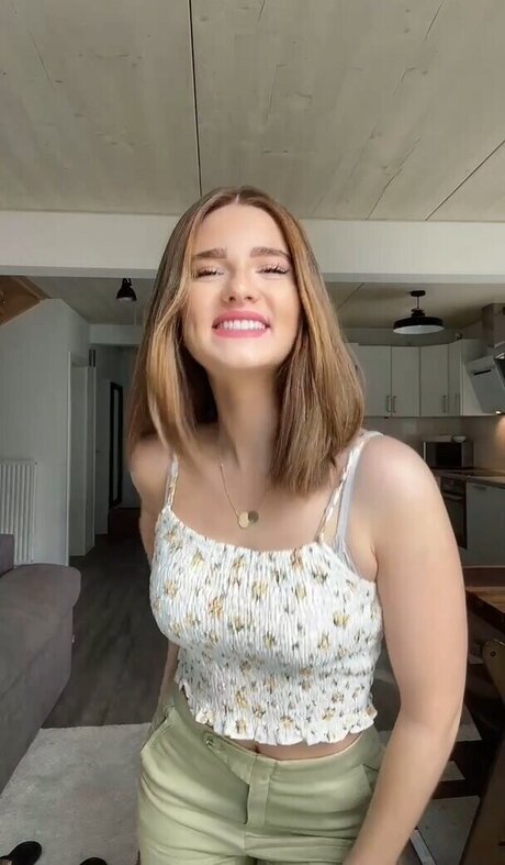 Julia Schulze jolie star du porno photo