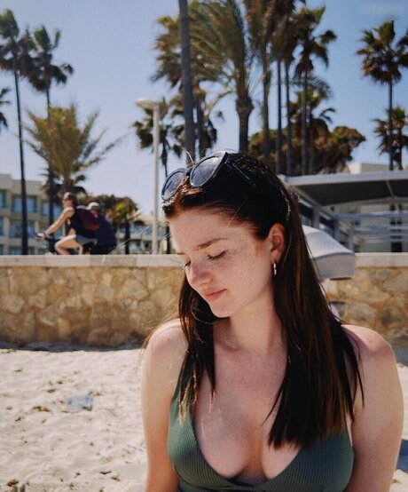 Julia Schulze étoile magnifique photo