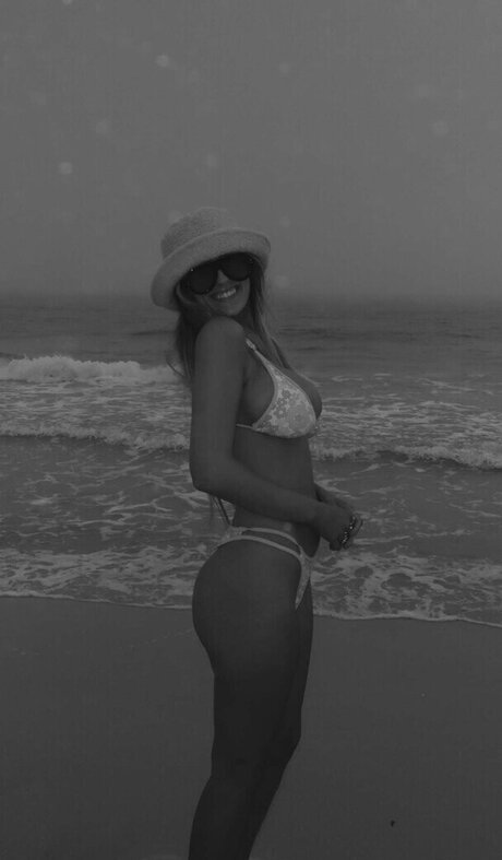 Madeline Hope hadelinemope actrice libre archive